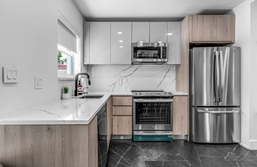 The Roads House | Miami Pool Villa. 5 min drive-> Brickell
