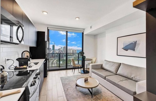 Downtown Miami Apartment | Miami Studio w/Rooftop Pool Access
