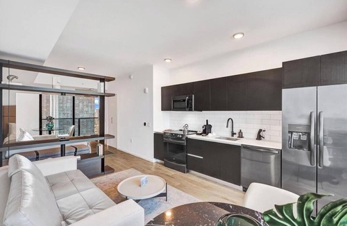 Downtown Miami Apartment | Miami Studio w/Rooftop Pool Access
