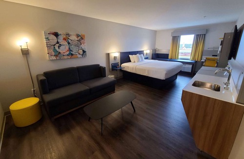 Milford Hotel | Microtel Inn & Suites by Wyndham Milford
