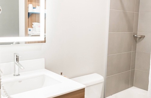 Milford Hotel | Microtel Inn & Suites by Wyndham Milford