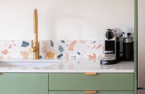 Woodstock House | Mid-Century Woodstock Retreat