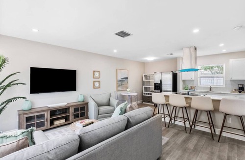 Coral Ridge Apartment | Middle River 1 bedroom Suites Unit #1