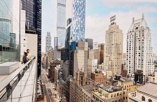Central Park South Resort | Midtown Manhattan Studio Plus – Steps to Central Park & Fifth Ave at Hilton Club