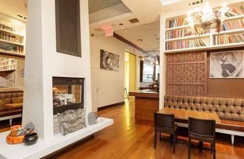 Midtown Resort | Midtown NYC Double Room – Walk to Times Square, Grand Central & Fifth Ave