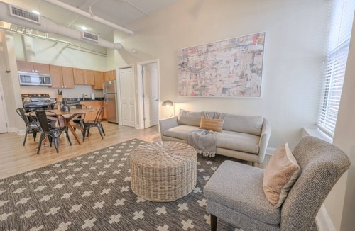 Boston Financial District Apartment | Milk153-2C-2/2 · Airy 2BR | Fidi Boston | Walk anywhere!
