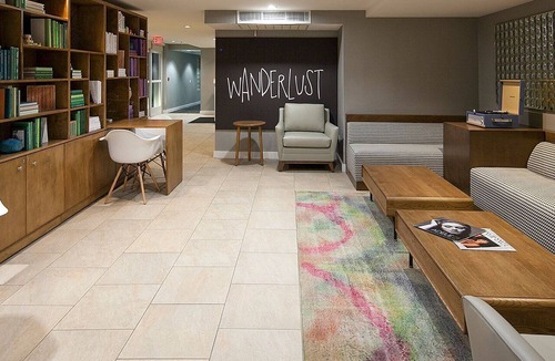 Venice Hotel | Minutes Away from The Venice Beach Drum Circle! Heated Outdoor Pool, Bike Rental