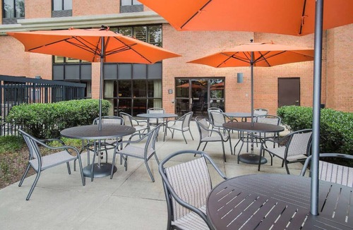 Parole Hotel | Minutes from History: Room w/Free Breakfast Near Downtown Annapolis