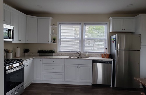 Frederica House | Minutes to DE TURF FIELDS. Quiet beach community.