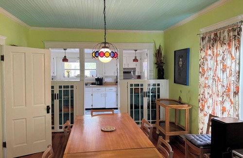 Chincoteague House | Misty Morning Spacious in town home, NO LINENS PROVIDED