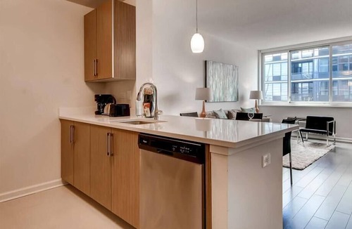 Hudson Exchange Apartment | Modern 1 Bedroom Apartments with Manhattan views