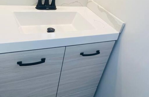 Aventura Apartment | Modern 1BR 2BA Condo 1Block to Aventura Mall