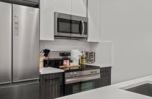 Mantua Apartment | Modern 1BR Apt Near Art Museum & UPenn- Prime Spot