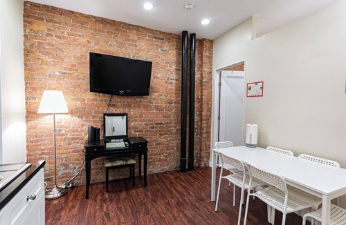 Koreatown Apartment | Modern 2-bedroom apartment Near Empire State Building