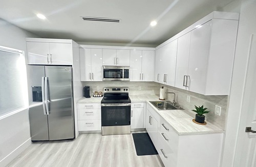 Allapattah House | Modern 2 Bedroom House in the Heart of Miami