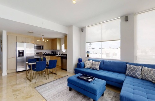 South of Fifth Condo | Modern 2BD in South Beach - Steps to the beach