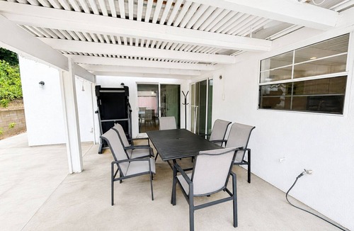 Rowland Heights House | Modern 2BR Guest House Near Disneyland & LA