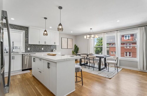 Linden House | Modern 3BR Retreat Near NYC, EWR & MetLife