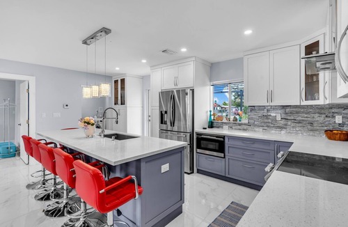 Richmond Heights House | Modern 4 BD/3 BR Full Home - Zoo, Florida Keys, Airport & Beach Nearby