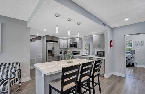 South Lake House | Modern 4BR Home, Heated Pool/Jacuzzi/Game Room