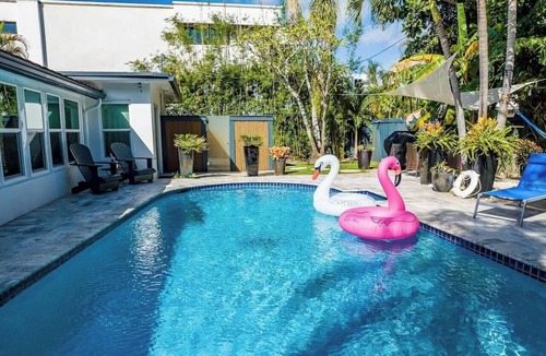 Victoria Park House | Modern Coastal Home Near Las Olas + Heated Pool