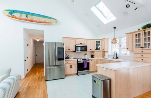 East Harwich House | Modern Family Getaway In Harwich