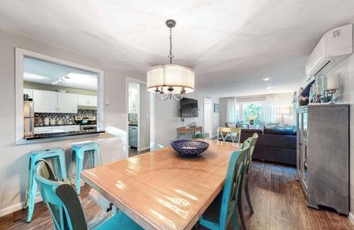 West Tisbury House | Modern home in a great location with large yard & private patio