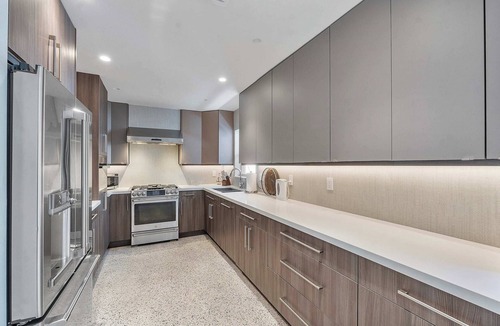 Coral Heights House | Modern Home in FTL! Hot Tub & Dogs Welcome!