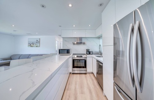 Deerfield Beach House | Modern House Walking to the Beach in the Cove of Deerfield Beach Florida