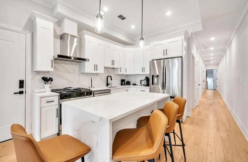 Weehawken Apartment | Modern Luxury 3BR 2BA 10 minutes to NYC