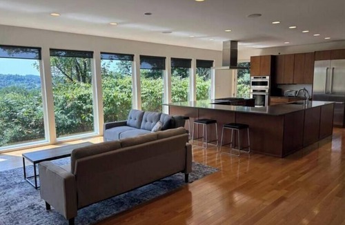Morgantown House | Modern Luxury steps 0.4 mi from Stadium