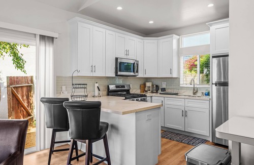 Park Mesa Heights Apartment | Modern Luxury Studio-Near LAX, SoFi & Beaches