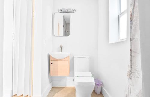 Little Haiti Apartment | Modern Miami Studio Close to Wynwood & Downtown
