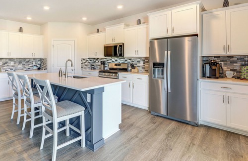 Frankford House | Modern Millville Home: 5 Mi to Beach & Boardwalk!