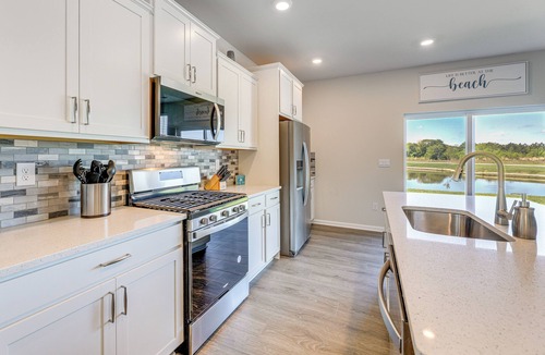 Frankford House | Modern Millville Home: 5 Mi to Beach & Boardwalk!