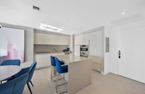 Hollywood South Central Beach Condo | ★ Modern Panoramic Escape With Stunning Ocean Views & 25 min to MAJOR INTERNATIONAL SPORTING EVENT