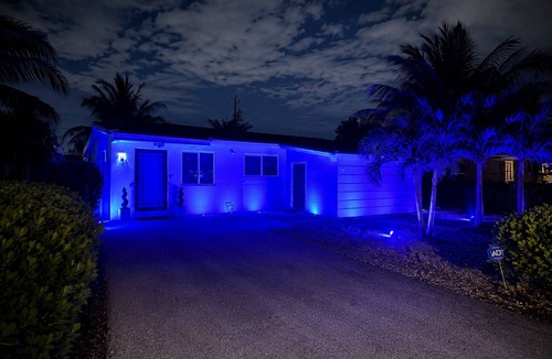 North Andrews Gardens House | Modern Retreat Near Beach, Las Olas & Hard Rock