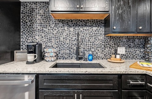 Reynoldsburg House | Modern Reynoldsburg Retreat Near Columbus