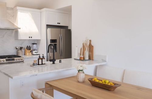 Sunset Junction House | Modern Silver Lake house seconds from Sunset Blvd