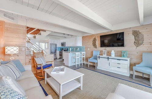 Midtown Ocean City House | Modern, Spacious Oceanfront Townhome Sleeps 10