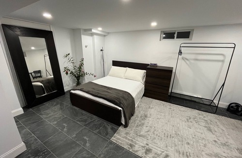 Weehawken Apartment | Modern Studio: minutes to NYC/Views, 4 miles from World Cup - MetLife Stadium