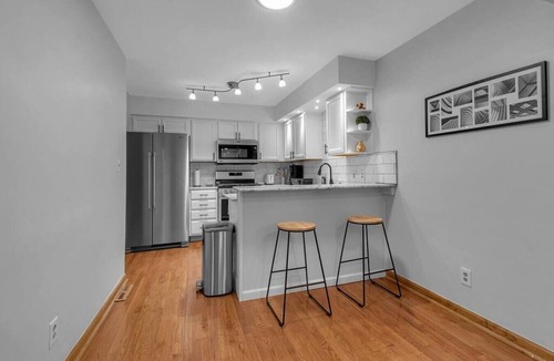 Willert Park House | Modern Trendy Downtown
