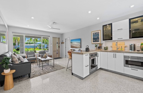 Wilton Manors House | Modern Tropical Oasis, Private Heated Pool, Minutes to Beach & Wilton Manors!
