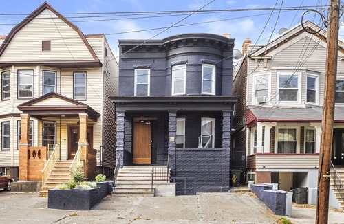McGinley Square Apartment | Modern Updated Spacious 3BR/2BA 10 min to PATH to NYC & Pet Friendly