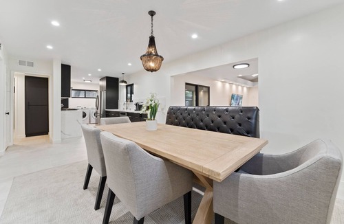 Venice House | Modern Venice Beach Estate 3 Min from Abbot Kinney