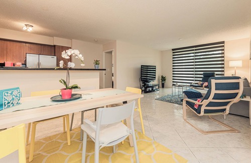 Aventura Apartment | Modern2-Bedroom Retreat with Tennis Access
