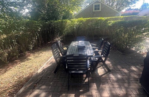 Monomoy House | Monomoy Retreated- Nantucket’s Best Kept Secret Near Town and Sea