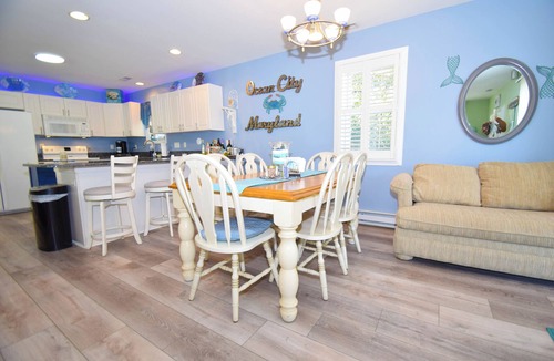 Montego Bay House | Montego Bay-Colonial Drive 13339-Bayside 135th Street (pets allowed)