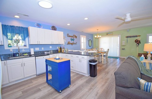 Montego Bay House | Montego Bay-Colonial Drive 13339-Bayside 135th Street (pets allowed)