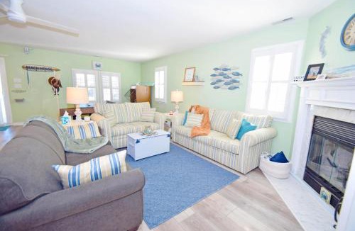 Montego Bay House | Montego Bay-Colonial Drive 13339 home